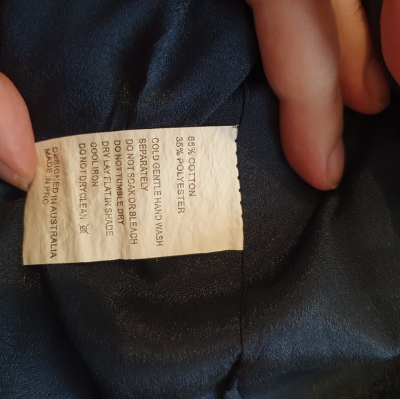 Luvalot size 6 -High waisted floral shorts - fully lined - designed in Australia - Picture 6 of 6